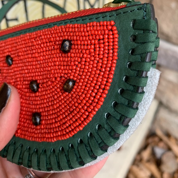 Authentic TORY BURCH Leather/beads watermelon top zip wristlet - Picture 9 of 12